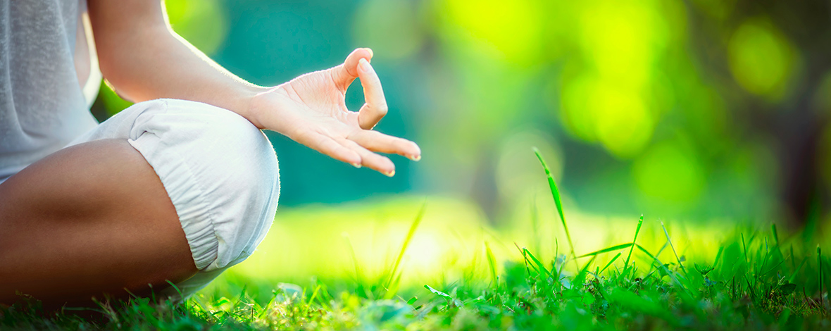 lezioni yoga e pilates nei parchi bergamo - benessere al parco